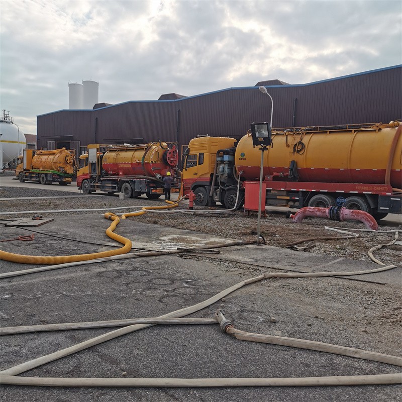 工业园区污水池清理